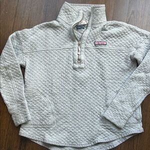 Vineyard Vines gray quilted shep shirt